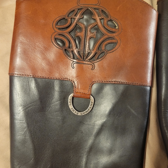 Frye 2 tone riding boots - Picture 5 of 9